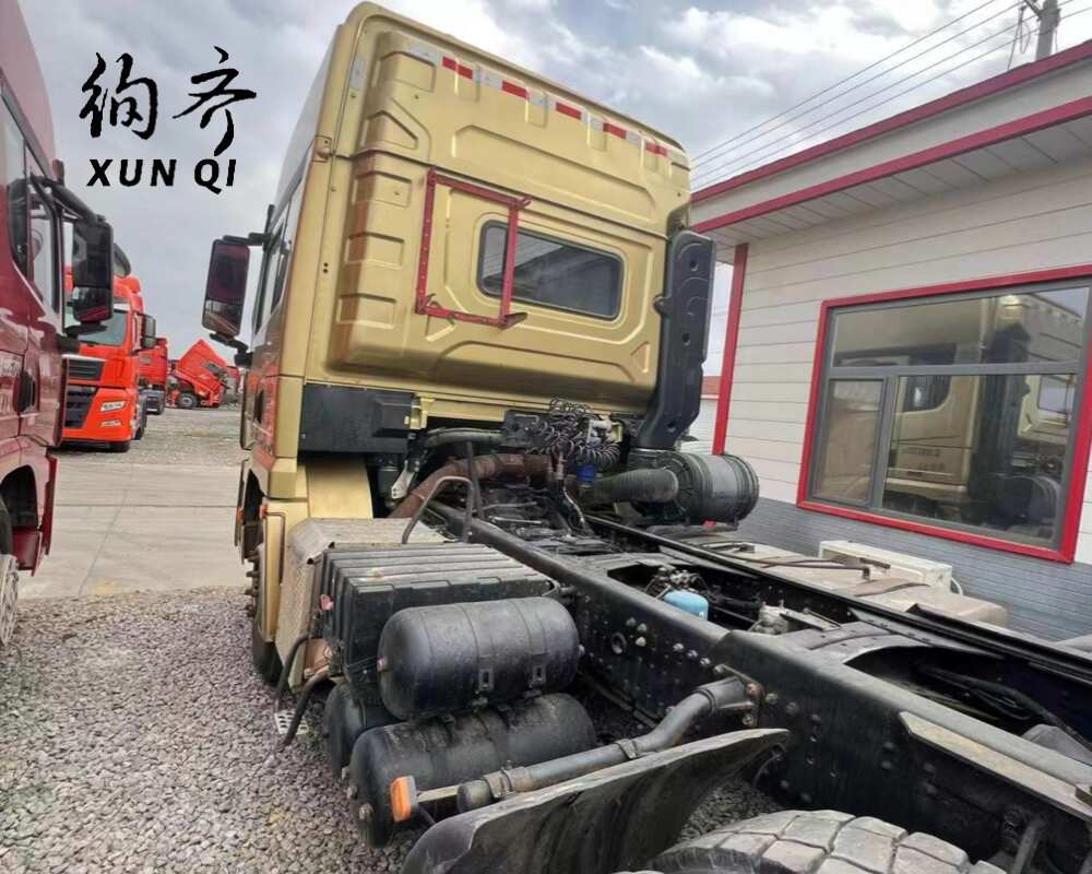 Used Shacman X3000 430hp 6x4 Tractor Truck