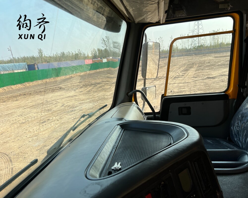 Factory direct sales low price  Sinotruk Second Hand 8X4 Howo High-sided Truck 371hp Used Heavy Truck Euro 23  Diesel Chinese Supplier