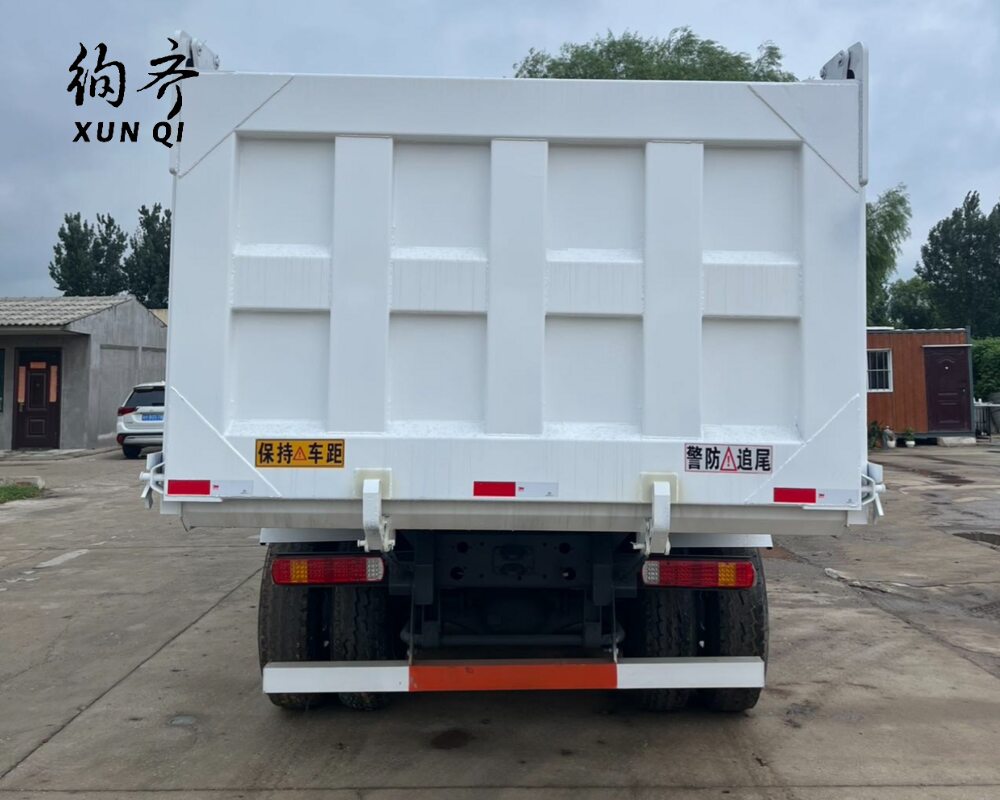 Sinotruk Second Hand 8X4 Howo Dump Truck Used Heavy Dump Truck Euro 2 Diesel Chinese Supplier