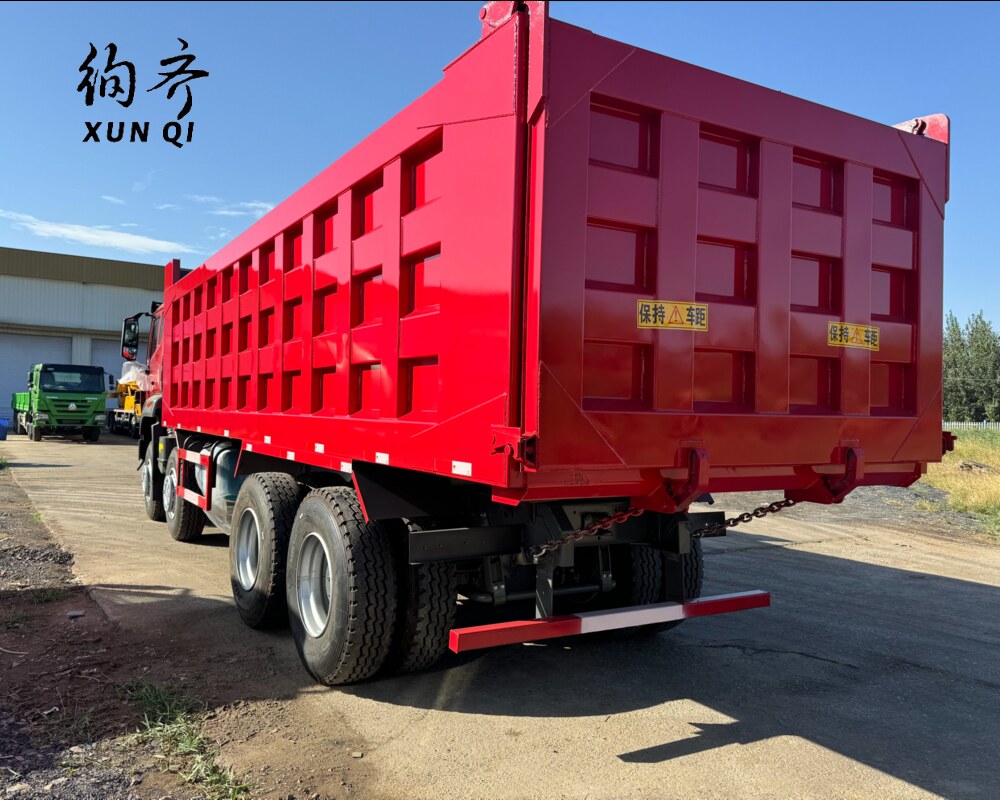 used refurbished Brand new 8x4 Drive Hohan Dump Truck with Weichai Engine Leftright Steering Euro 23 Emission for Heavy Diesel Fuel 45 tons 12 tyres