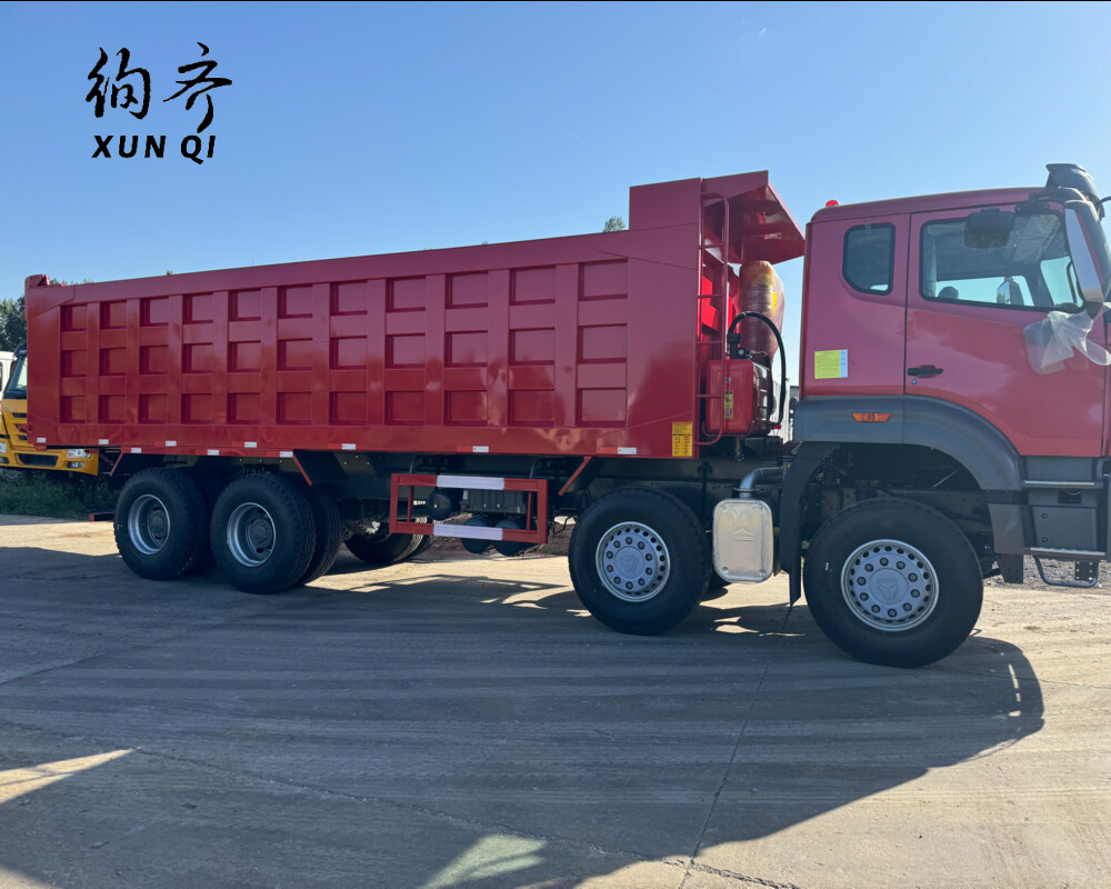 used refurbished Brand new 8x4 Drive Hohan Dump Truck with Weichai Engine Leftright Steering Euro 23 Emission for Heavy Diesel Fuel 45 tons 12 tyres