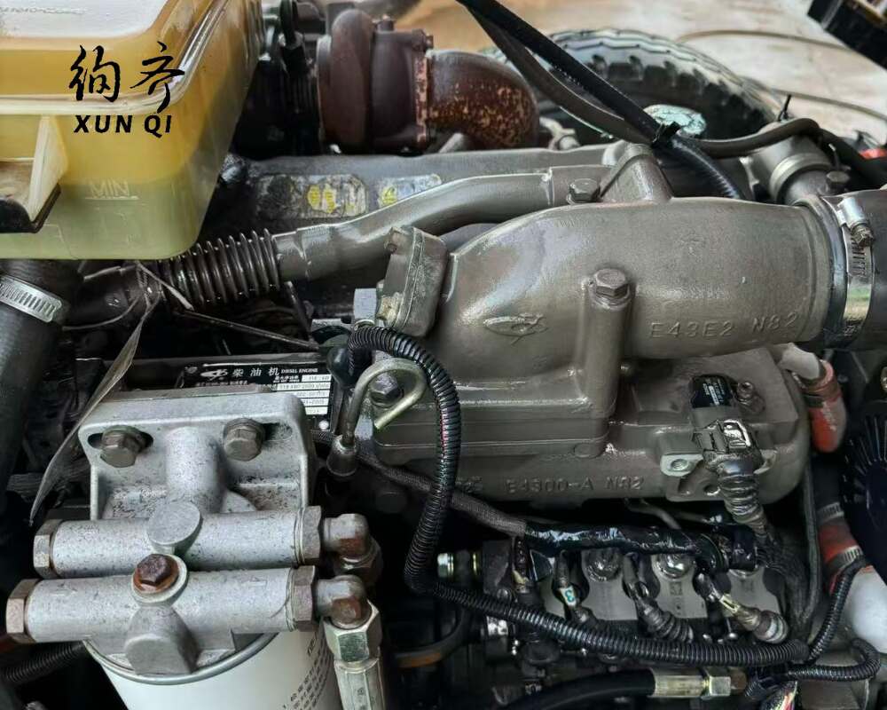 Used Dongfeng 4×2 270-375HP Sewage suction truck 10cbm 12cbm Dongfeng Dollicar Vacuum sewage truck Used Dongfeng 4×2 270-375HP Sewage suction truck 10cbm 12cbm Dongfeng Dollicar Vacuum sewage truck