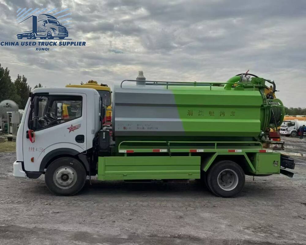 Used Dongfeng 4×2 115 hp sewer cleaning and suction truck 4.4-ton Euro V four-cylinder diesel engine
