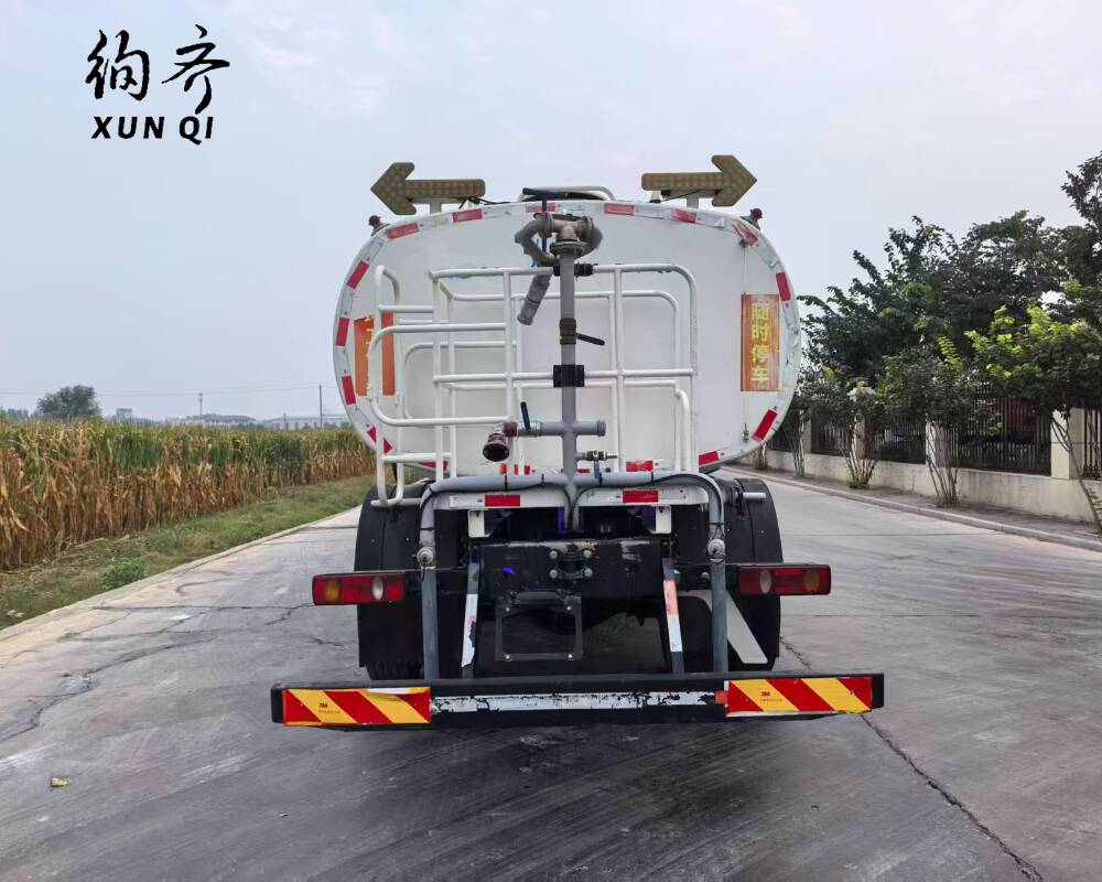 Used Dongfeng 6×2 245hp Water Tank Truck 20m³  Tianjin VR  15.5-ton 6-cylinder diesel engine