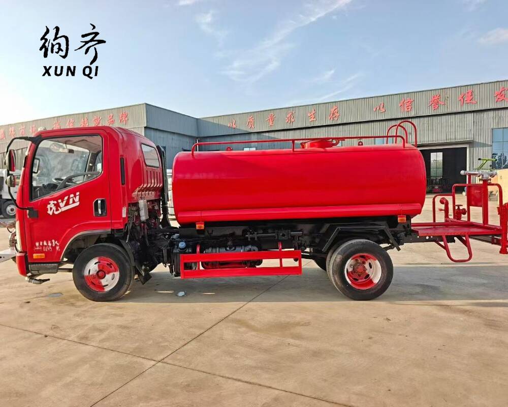 Used FAW 4×2 110 hp Water Tank Truck Euro V 4-ton 4–5 cubic 4-cylinder diesel engine