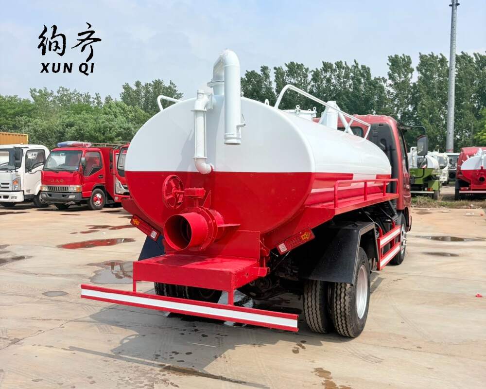 Used Foton 4×2 141hp vacuum truck 6 meters china truck Euro 5 Diesel engine