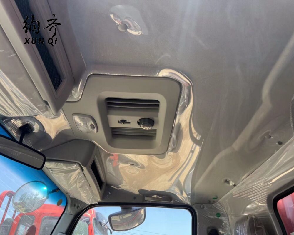Used Howo 6×2 290 hp Box Truck Euro VI 18-ton 6-cylinder diesel engine
